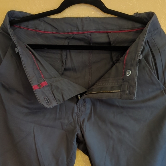 Lululemon Athletica Blue‎ Chinos with Tapered Leg, Size 32 - Picture 4 of 10